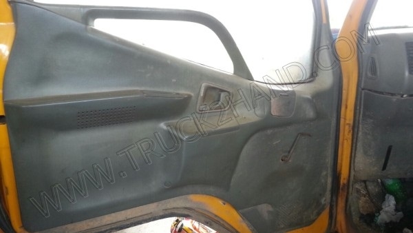 สนใจประมูลรถราชการรวม 3 คัน พรุ่งนี้ให้เสนอราคาได้ครับ(รายการที่ 3 รถยกถังขยะ ยี่ห้อ MITSUBISHI )