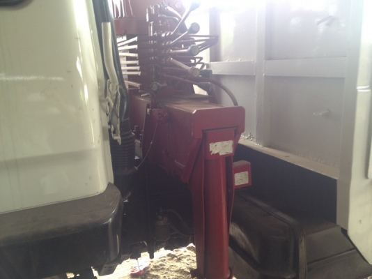 ขายด่วน FUSO 6 ล้อติดเครน 3 ตัน ทำใหม่ทั้งคันสภาพสวยพร้อมเล่มทะเบียนสนใจรีบเลยครับ ขายด่วน FUSO 6 ล้อติดเครน 3 ตัน ทำใหม่ทั้งคันสภาพสวยพร้อมเล่มทะเบียนสนใจรีบเลยครับ