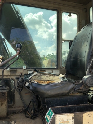 โคมัสสุ pc 120-3 เครื่อง/ปั๊มเดิมๆ  ช่วงล่างดี เอกสารอินวอยซ์