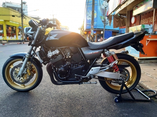 ขาย HONDA CB400 VTEC1 ปี2000 เดิมๆ มีท่อแต่ง แฮนด์บาร์ ระบบไฟติดครบ เปลี่ยนของเหลวเรียบร้อย อินวอยส์