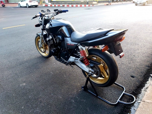 ขาย HONDA CB400 VTEC1 ปี2000 เดิมๆ มีท่อแต่ง แฮนด์บาร์ ระบบไฟติดครบ เปลี่ยนของเหลวเรียบร้อย อินวอยส์