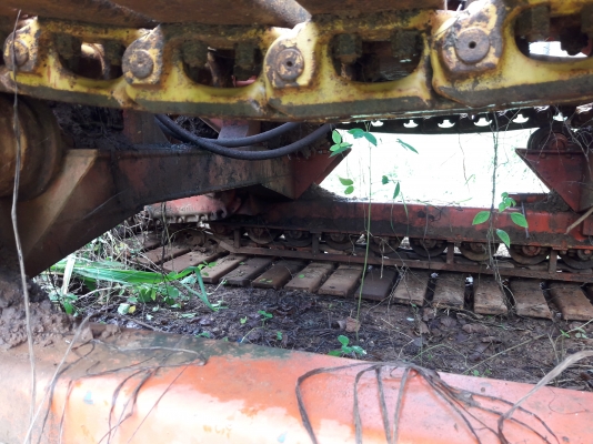 ขายรถตีดินต่อใหม่ใช้งานน้อยจอดนานใช้เครื่องHINO