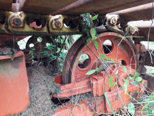 ขายรถตีดินต่อใหม่ใช้งานน้อยจอดนานใช้เครื่องHINO