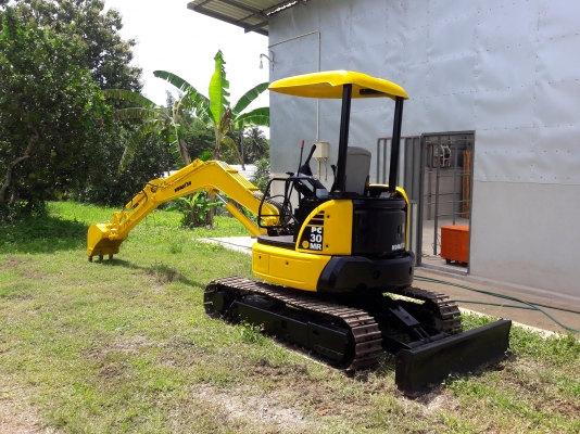 ขออนุญาติขาย Komatsu pc30 mr2