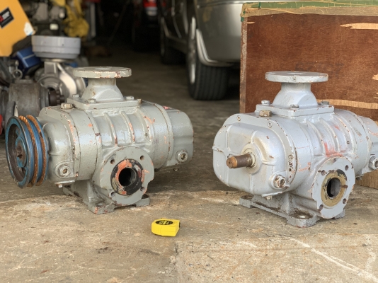 ขายรูทโบลเวอร์ดูด-อัดอากาศ Unomach ขนาด 2นิ้ว สภาพสวยใหม่มาก หมุนนิ่ม แรงอัดลมดี พร้อมใช้งาน มี 2ตัวครับ ราคาตัวละ 9,500 บาท