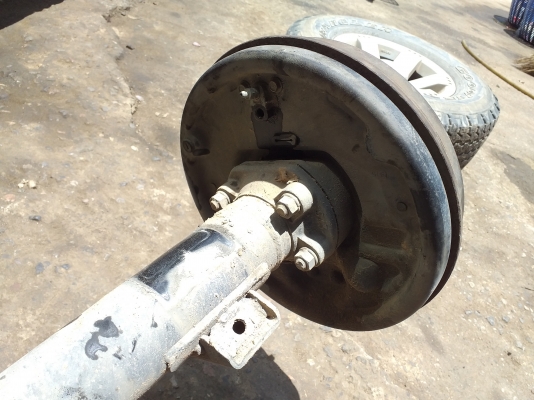 เพลาท้าย isuzu vega ลิมิเต็ด กระโหลก เบรคใหญ่ เฟืองท้ายเบอร์ 9/43 (4.7)ใส่ tfr cameo vega rodeo d-max trooper