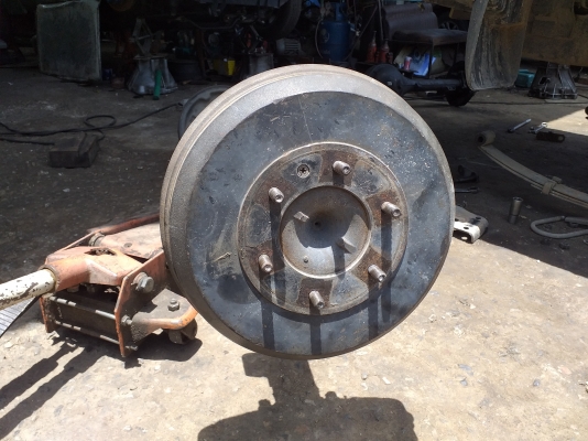 เพลาท้าย isuzu vega ลิมิเต็ด กระโหลก เบรคใหญ่ เฟืองท้ายเบอร์ 9/43 (4.7)ใส่ tfr cameo vega rodeo d-max trooper