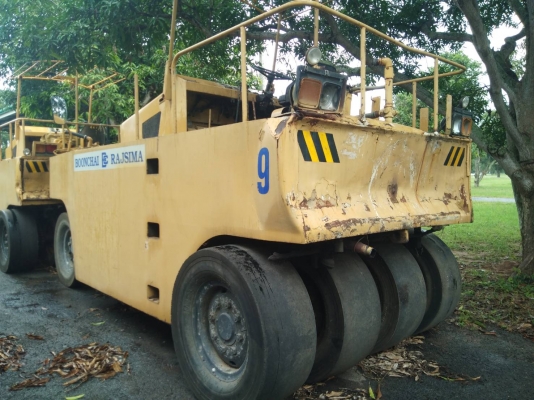 ขายรถบด 7 ล้อสภาพสวยพร้อมใช้เอกสารเล่มทะเบียน ขายรถบด 7 ล้อสภาพสวยพร้อมใช้เอกสารเล่มทะเบียน