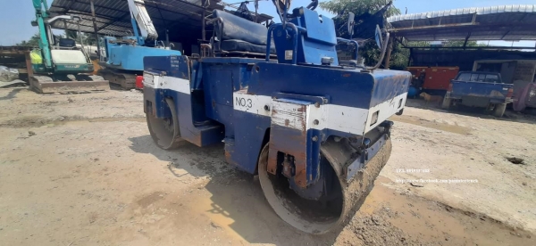 FROM JAPAN BOMAG BW123AD รถบดหน้าเหล็กหลังเหล็ก / สั่นสะเทือนด้านหน้า -ด้านหลัง/ขับเคลื่อน 2 เพลา/ ขนาด 4ตัน FROM JAPAN BOMAG BW123AD รถบดหน้าเหล็กหลังเหล็ก / สั่นสะเทือนด้านหน้า -ด้านหลัง/ขับเคลื่อน 2 เพลา/ ขนาด 4ตัน