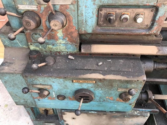 เครื่องกลึง 8ฟุต