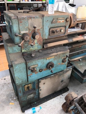 เครื่องกลึง 8ฟุต