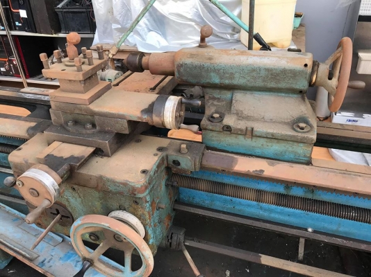 เครื่องกลึง 8ฟุต