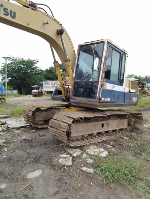 รถแบคโฮ KOMATSU PC120-3 รถสวย สภาพดี แทร็กใหญ่ เร็วแรงไม่มีโหลด พร้อมใช้งาน รถแบคโฮ KOMATSU PC120-3 รถสวย สภาพดี แทร็กใหญ่ เร็วแรงไม่มีโหลด พร้อมใช้งาน