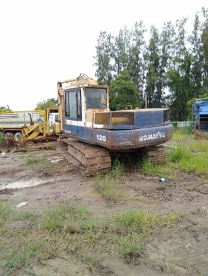 รถแบคโฮ KOMATSU PC120-3 รถสวย สภาพดี แทร็กใหญ่ เร็วแรงไม่มีโหลด พร้อมใช้งาน