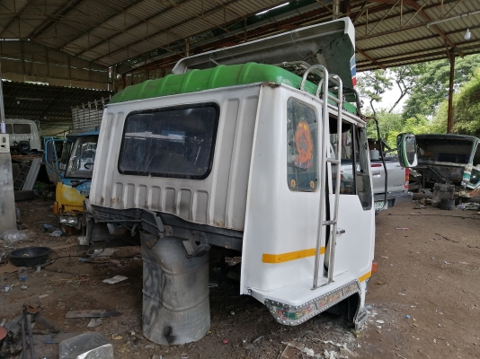 ขายหัว Mitsubishi FN527 เฉินหลง สีเดิมๆบางๆ ไม่ผุสวยๆอุปกรณ์ครบ ขาหน้า ขาหลัง หลัง กันชน ตีนเบรคทิฟฟี่ ตู้แอร์ กรองหลังเก๋ง บังโคลน คันเกียร์ ยกใส่ได้เลย ราคาถูก นิวัฒน์ยนต์ 086-3764064/085-5085008 ขายหัว Mitsubishi FN527 เฉินหลง สีเดิมๆบางๆ ไม่ผุสวยๆอุปกรณ์ครบ ขาหน้า ขาหลัง หลัง กันชน ตีนเบรคทิฟฟี่ ตู้แอร์ กรองหลังเก๋ง บังโคลน คันเกียร์ ยกใส่ได้เลย ราคาถูก นิวัฒน์ยนต์ 086-3764064/085-5085008