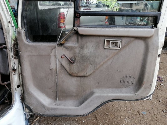 ขายหัว Mitsubishi FN527 เฉินหลง สีเดิมๆบางๆ ไม่ผุสวยๆอุปกรณ์ครบ ขาหน้า ขาหลัง หลัง กันชน ตีนเบรคทิฟฟี่ ตู้แอร์ กรองหลังเก๋ง บังโคลน คันเกียร์ ยกใส่ได้เลย ราคาถูก นิวัฒน์ยนต์ 086-3764064/085-5085008 ขายหัว Mitsubishi FN527 เฉินหลง สีเดิมๆบางๆ ไม่ผุสวยๆอุปกรณ์ครบ ขาหน้า ขาหลัง หลัง กันชน ตีนเบรคทิฟฟี่ ตู้แอร์ กรองหลังเก๋ง บังโคลน คันเกียร์ ยกใส่ได้เลย ราคาถูก นิวัฒน์ยนต์ 086-3764064/085-5085008