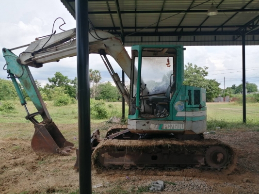 Komatsu PC75uu.สภาพเก่านอก พร้อมใช้งาน ราคา285000