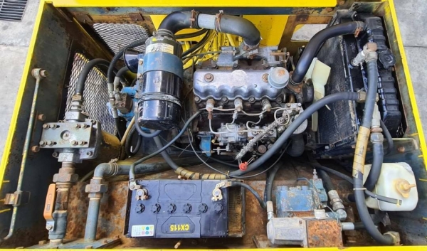 ขายด่วนลดกระหน่ำราคาพิเศษรถบดสตาร์ติดง่ายMETWAเอวอ่อนรุ่นใหม่รถบดสั้นสะเทือนพวงมาลัยเพาเวอร์.ขนาด 4 ตันหน้าหล็กหลังยางระบบทำงานดีสั้นสะเทือนไม่ได้เป็นรถนอกเพื่งนำเข้ามายังไม่เคยใช้งานในไทยเลย