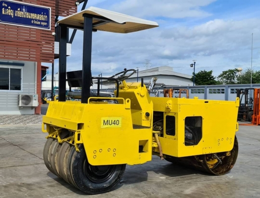 ขายด่วนลดกระหน่ำราคาพิเศษรถบดสตาร์ติดง่ายMETWAเอวอ่อนรุ่นใหม่รถบดสั้นสะเทือนพวงมาลัยเพาเวอร์.ขนาด 4 ตันหน้าหล็กหลังยางระบบทำงานดีสั้นสะเทือนไม่ได้เป็นรถนอกเพื่งนำเข้ามายังไม่เคยใช้งานในไทยเลย