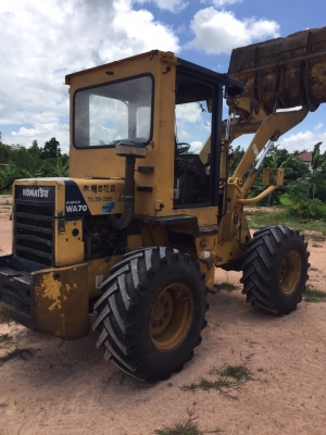 ขายรถตััก komatsu wa 70-1