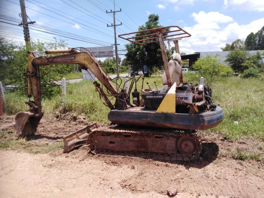 ขาย138,000 KOMATSU PC30-5