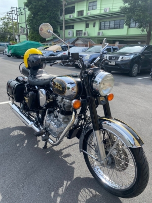 ???? Royal Enfield Classic 500 cc 2016 ????  ✅ เครื่องเดิมสนิท บิดมันๆ ✅ เปลี่ยนถ่ายน้ำมันเครื่องเรียบร้อย ✅ ระบบไฟติดทุกดวง ✅ ยางหน้าหลังใช้ได้อีกนาน ✅ วิ่ง 9000 กว่าโล ✅ เอกสาร พรบ ภาษี ครบ  ????สนใจติดต่อ สอบถามตามช่องทางด้านล่าง???? &mdash;&mdash;&mda
