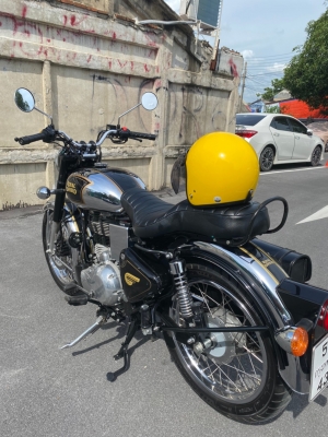 ???? Royal Enfield Classic 500 cc 2016 ????  ✅ เครื่องเดิมสนิท บิดมันๆ ✅ เปลี่ยนถ่ายน้ำมันเครื่องเรียบร้อย ✅ ระบบไฟติดทุกดวง ✅ ยางหน้าหลังใช้ได้อีกนาน ✅ วิ่ง 9000 กว่าโล ✅ เอกสาร พรบ ภาษี ครบ  ????สนใจติดต่อ สอบถามตามช่องทางด้านล่าง???? &mdash;&mdash;&mda