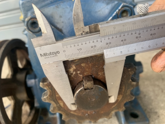 ขายหัวเกียร์ทดรอบ Bellpony made in Japan เบอร์ 80 กับ เบอร์ 70 อัตราทด 1:50 สภาพสวย หมุนนิ่ม ทนงานหนักได้ดี พร้อมใช้งาน