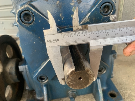 ขายหัวเกียร์ทดรอบ Bellpony made in Japan เบอร์ 80 กับ เบอร์ 70 อัตราทด 1:50 สภาพสวย หมุนนิ่ม ทนงานหนักได้ดี พร้อมใช้งาน