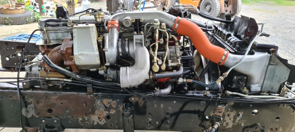 ขายเครื่องยนต์hino  p11c