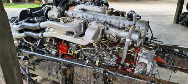 ขายเครื่องยนต์hino  p11c