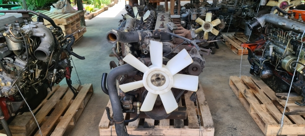 ขายเครื่องยนต์อีซูซุ6BG175แรง