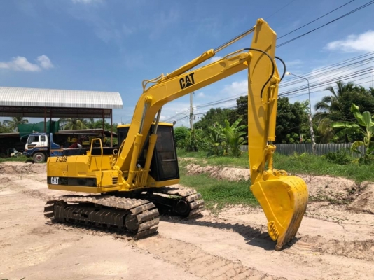 ขาย 455,000 บาท Catterpilar E120B