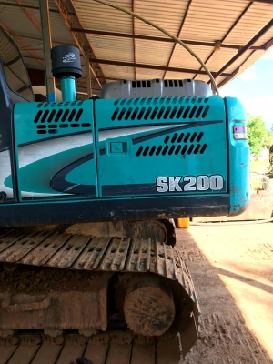 Kobelco sk200-8 YN11 พร้อมใช้ เล่มทะเบียน
