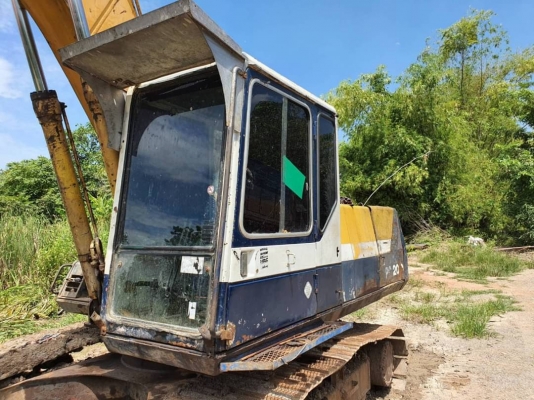 ขาย 695,000 บาท Komatsu PC200-5