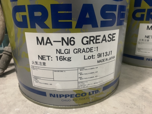 ขายจารบีเกรดคุณภาพสูง NPC made in Japan ใช้ในงานอุตสาหกรรมประกอบรถยนต์ของใหม่ ชุดนี้มีมาไม่กี่ถังนะครับ ราคาถังละ 1,800 บาท