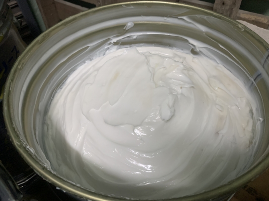 ขายจารบีเกรดคุณภาพสูง NPC made in Japan ใช้ในงานอุตสาหกรรมประกอบรถยนต์ของใหม่ ชุดนี้มีมาไม่กี่ถังนะครับ ราคาถังละ 1,800 บาท