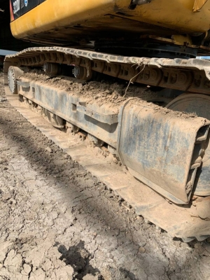 ขาย 1,290,000 CAT 320 D เล่มทะเบียน สภาพเก่านอก ไฟฟ้าครบ เครื่องดี ปั้มแรง เอวแน่น ช่วงล่างสวย แอร์เย็น  รถสวยพร้อมใช้เอกสารพร้อมโอนภาษีเต็ม รถอยู่ ปทุมธานี สามโคก 090-772-3710 090-772-3708