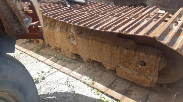 ขายรถแบคโฮ KOMATSU PC200-3 ขายรถแบคโฮ KOMATSU PC200-3