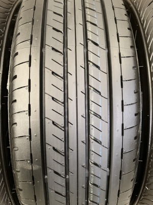 ยางป้ายแดง 215-65-16 Bridgestone ปี 20 สวยกริ๊บ ใส่กับรถกระบะตัวเตี้ยได้ทุกรุ่น