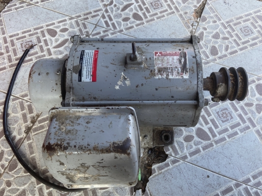 ขายมอเตอร์ 3Hp Mitsubishi มือสองสวยๆครับ