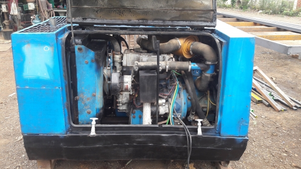 ขายเครื่องปั๊มลม AIRMAN PDS-125S เก่านอก # ขนาด 7 บาร์ 125cfm สภาพดี พร้อมใช้ โทร084-5424150 line id ขายเครื่องปั๊มลม AIRMAN PDS-125S เก่านอก # ขนาด 7 บาร์ 125cfm สภาพดี พร้อมใช้ โทร084-5424150 line id