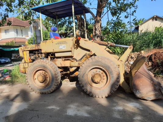 ⭐รถตักล้อยางKomatsu JS30 รรถสภาพดี สีเดิม เครื่อง้กียรแห้งไม่เยิ้ม เบรคดี พร้อมใช้ เจ้าของขายเอง