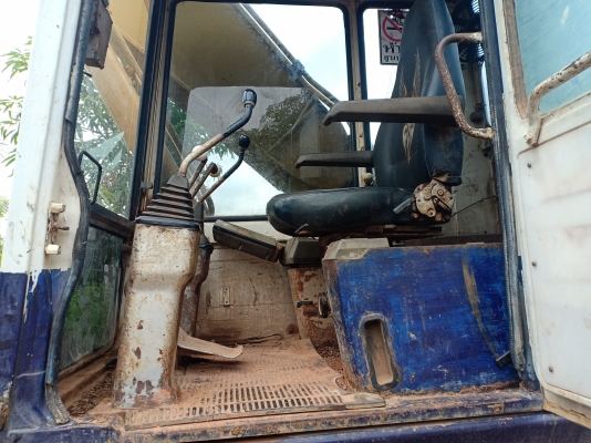 ขายKOMATSU200-5 พร้อมใช้