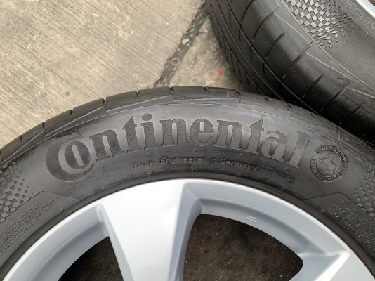ล้อแม็ก 5รู114 Toyota CHR ขอบ17 พร้อมยาง 225-60-17 Continental ปลายปี 17 ล้อแม็ก 5รู114 Toyota CHR ขอบ17 พร้อมยาง 225-60-17 Continental ปลายปี 17