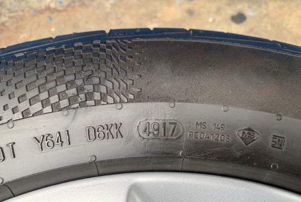 ล้อแม็ก 5รู114 Toyota CHR ขอบ17 พร้อมยาง 225-60-17 Continental ปลายปี 17 ล้อแม็ก 5รู114 Toyota CHR ขอบ17 พร้อมยาง 225-60-17 Continental ปลายปี 17