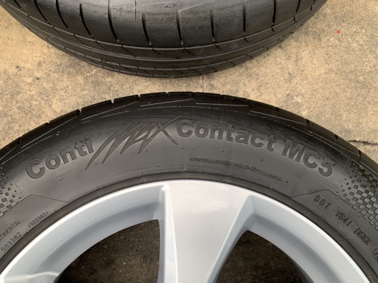 ล้อแม็ก 5รู114 Toyota CHR ขอบ17 พร้อมยาง 225-60-17 Continental ปลายปี 17 ล้อแม็ก 5รู114 Toyota CHR ขอบ17 พร้อมยาง 225-60-17 Continental ปลายปี 17