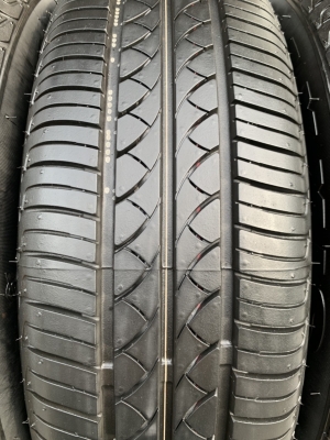 ล้อแม็ก Nissan Almera Sportech ขอบ 15 พร้อมยางป้ายแดง 175-65-15 Maxxis ปี 20 สภาพสวย