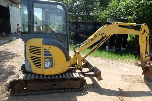 รถขุด komatsu pc30mr-2 นำเข้าญี่ปุ่นไม่เคยใช้ในไทย โทร 086-1602189 รถขุด komatsu pc30mr-2 นำเข้าญี่ปุ่นไม่เคยใช้ในไทย โทร 086-1602189