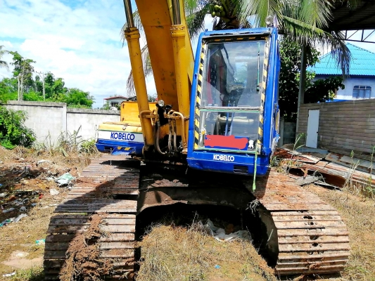 Kobelco sk200 mark3 พร้อมใช้งาน